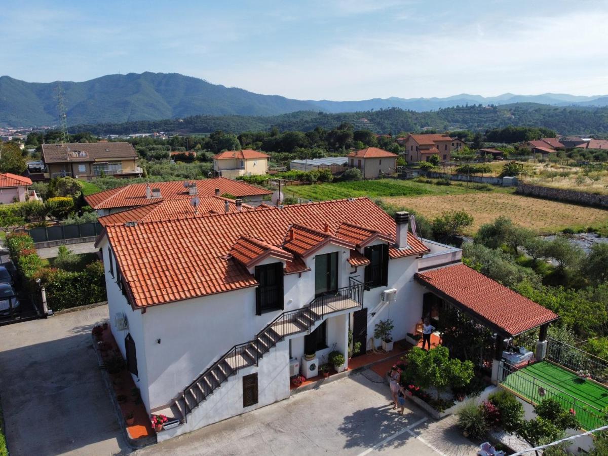 Villa Marco Aurelio Cisano sul Neva 외부 사진